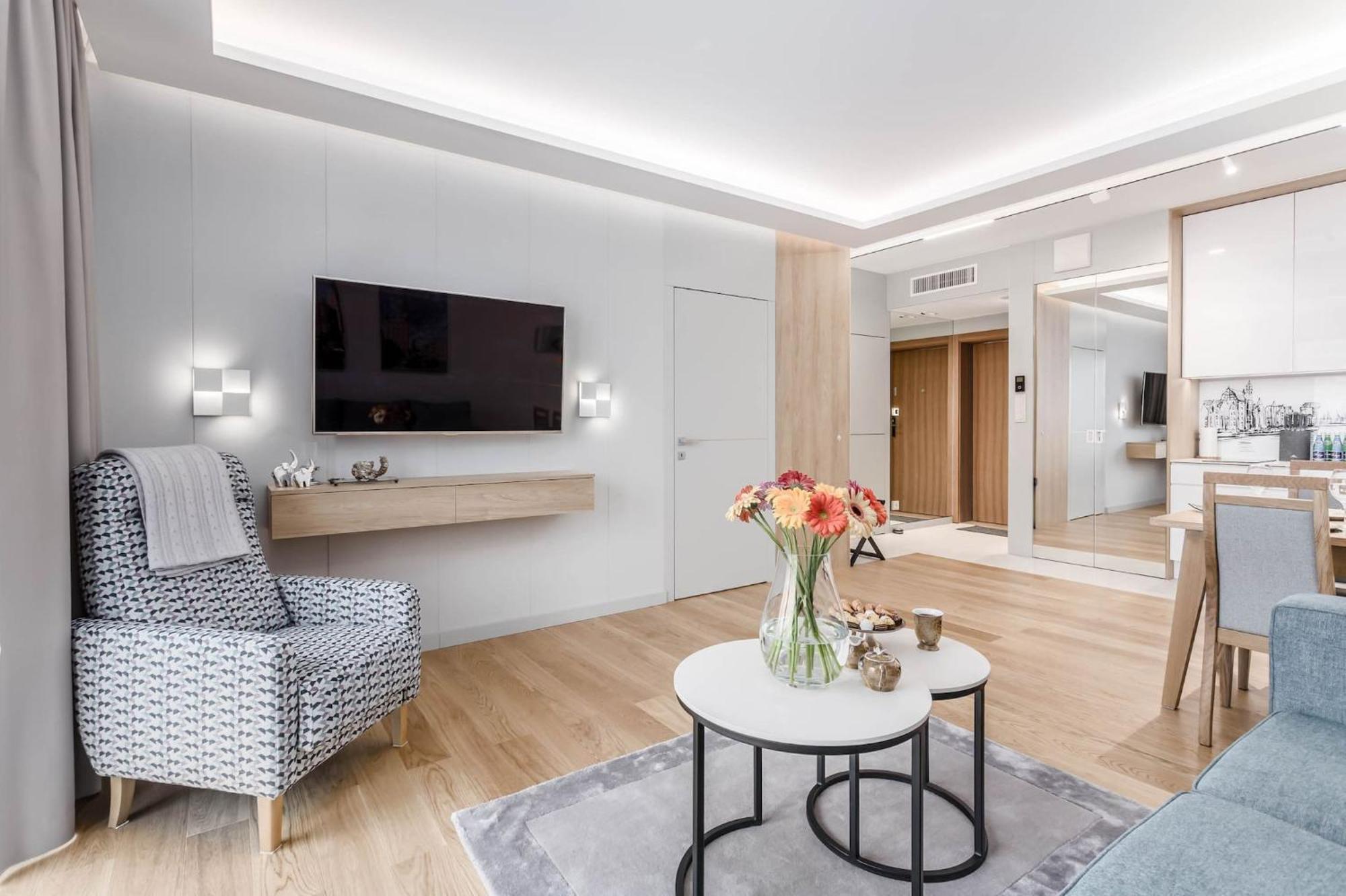 Deo Plaza - Apartamenty Old Town By Rent Like Home グダニスク エクステリア 写真